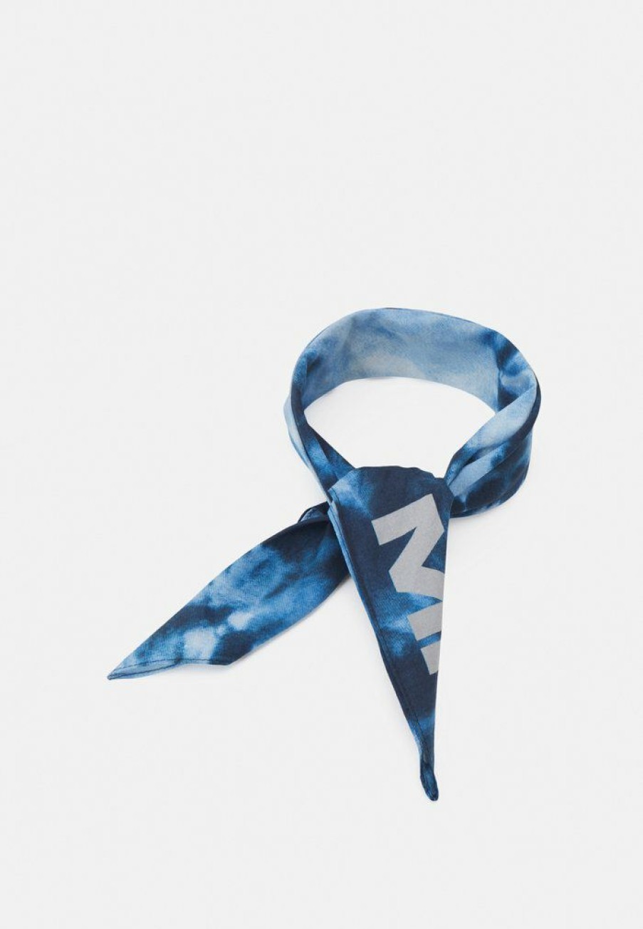 Accessoires * | Mennace Deep Breeze Tie Dye Bandana Unisex Foulard Navy