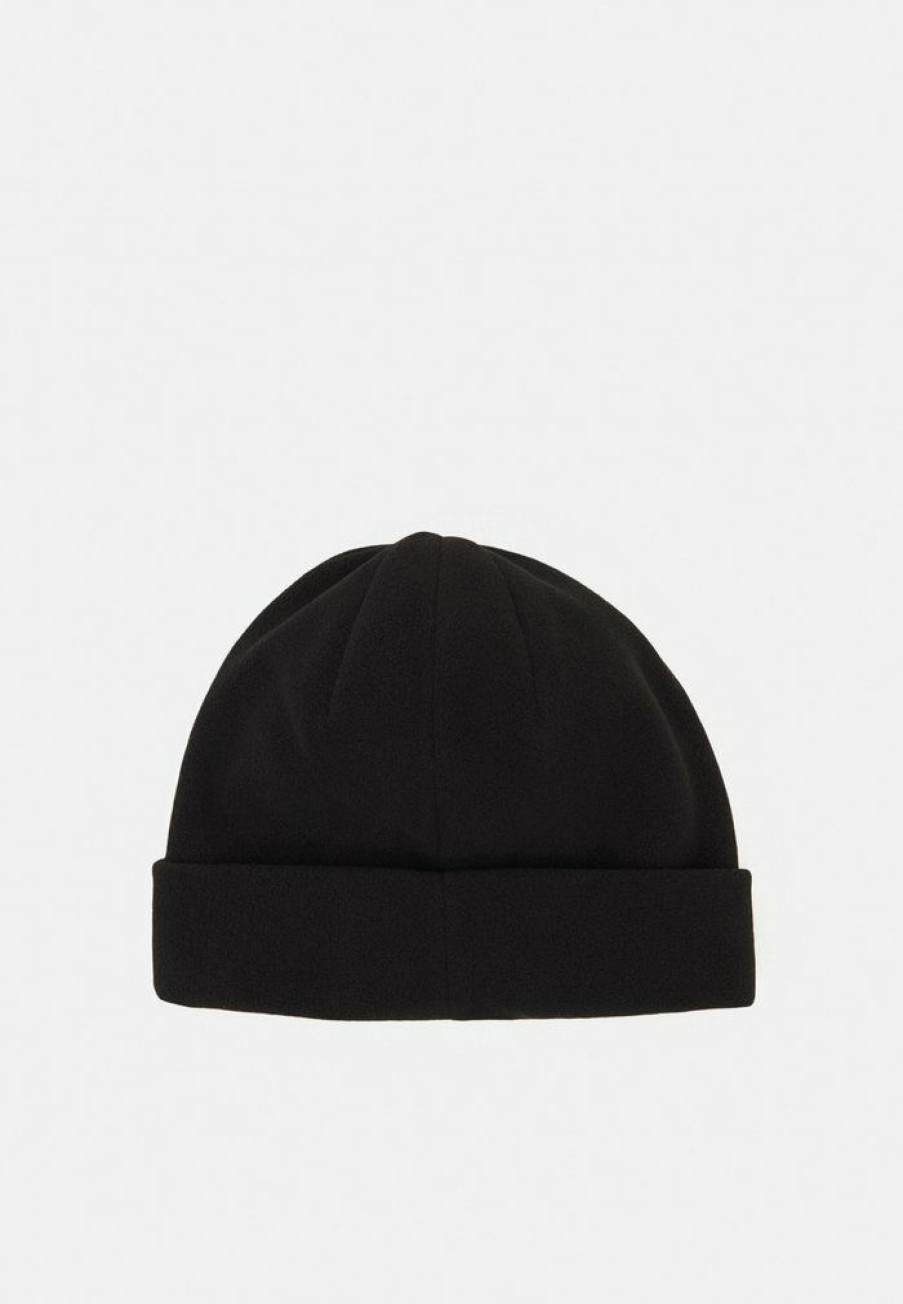 Accessoires * | Mennace Short Beanie Label Unisex Beanie Black