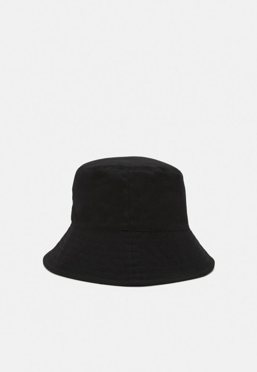 Accessoires * | Mennace Clip Bucket Hat Unisex Hat Black