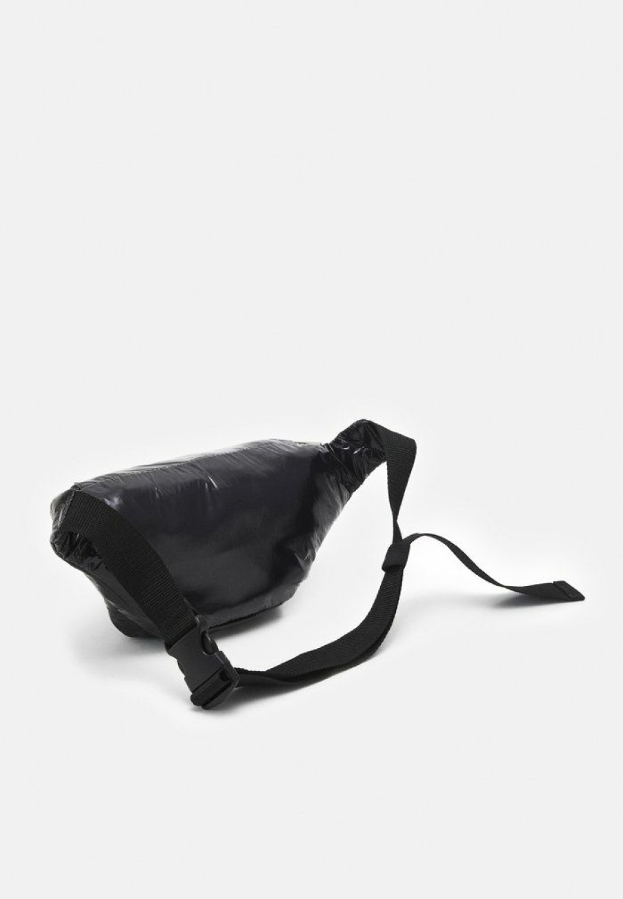 Accessoires * | Mennace Patent Bumbag Bum Bag Black