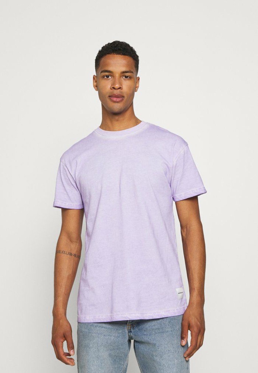 Clothing * | Mennace On The Run Tab Regular Print T-Shirt Lilac