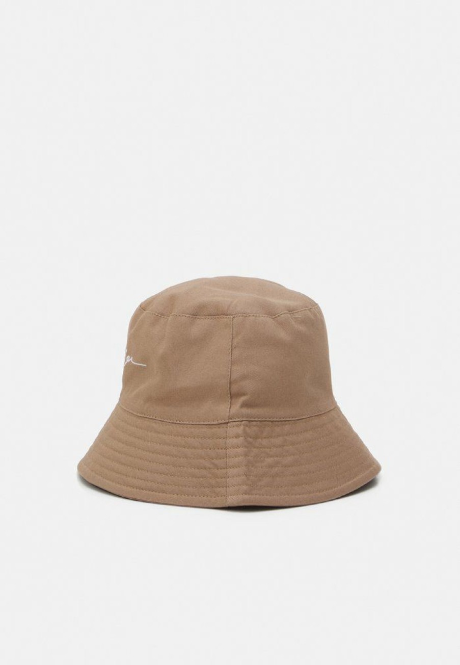 Accessoires * | Mennace Signature Bucket Hat Signature Unisex Hat Beige