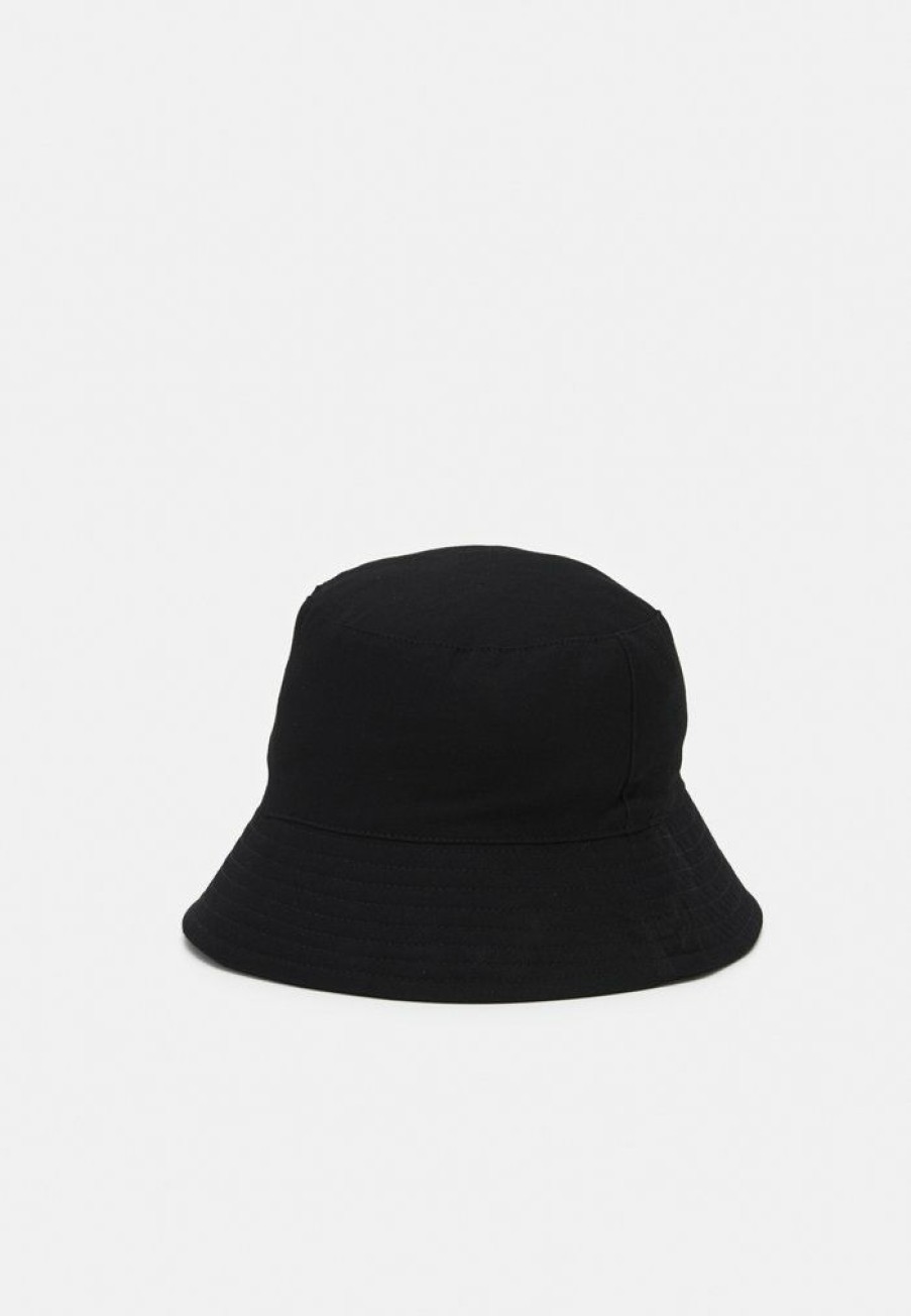 Accessoires * | Mennace Signature Bucket Hat Signature Unisex Hat Black