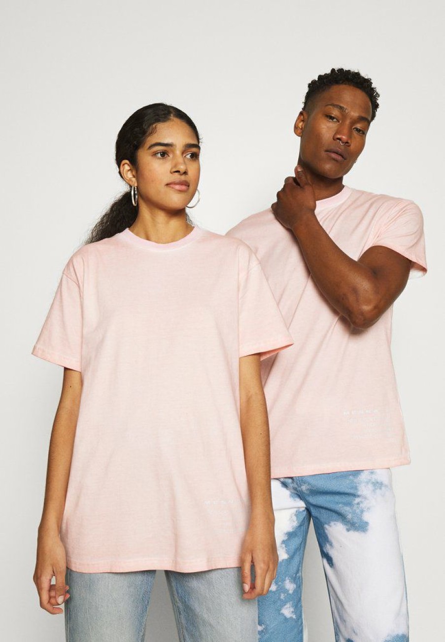 Clothing * | Mennace On The Run Pigment Dye Regular Unisex Print T-Shirt Pink